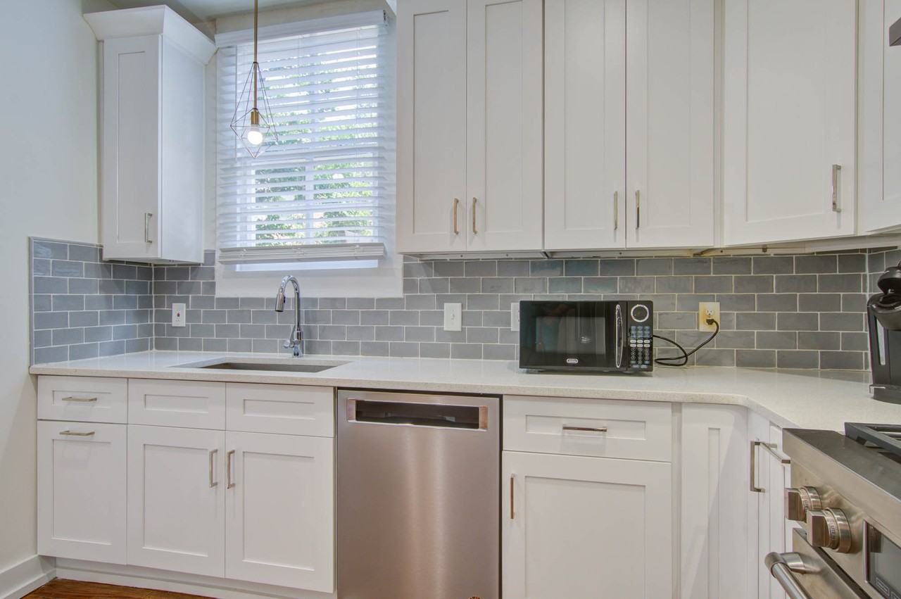 29 Gadsden St - Photo 2 of 16