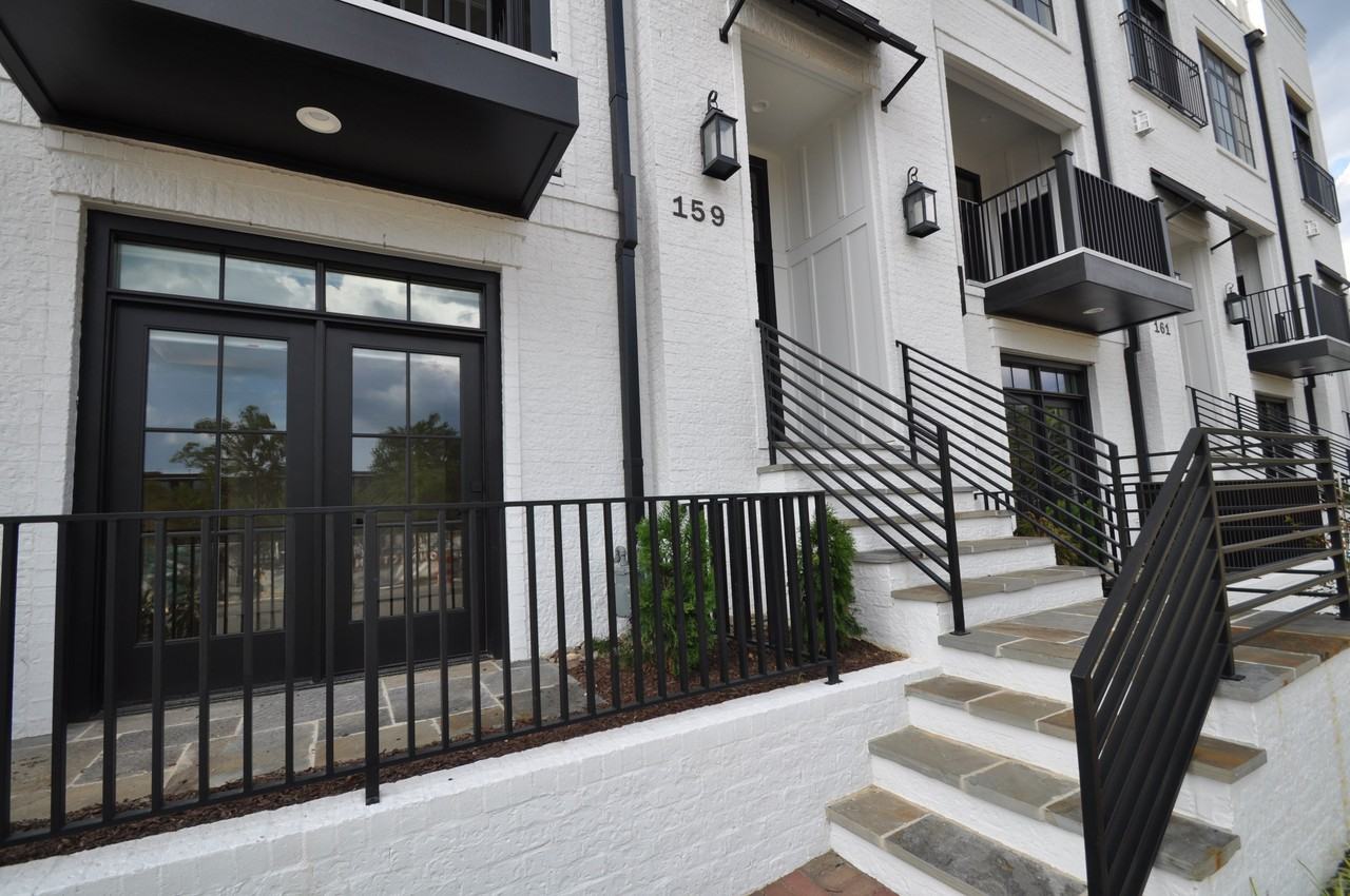 159 E Park St - Photo 2 of 50