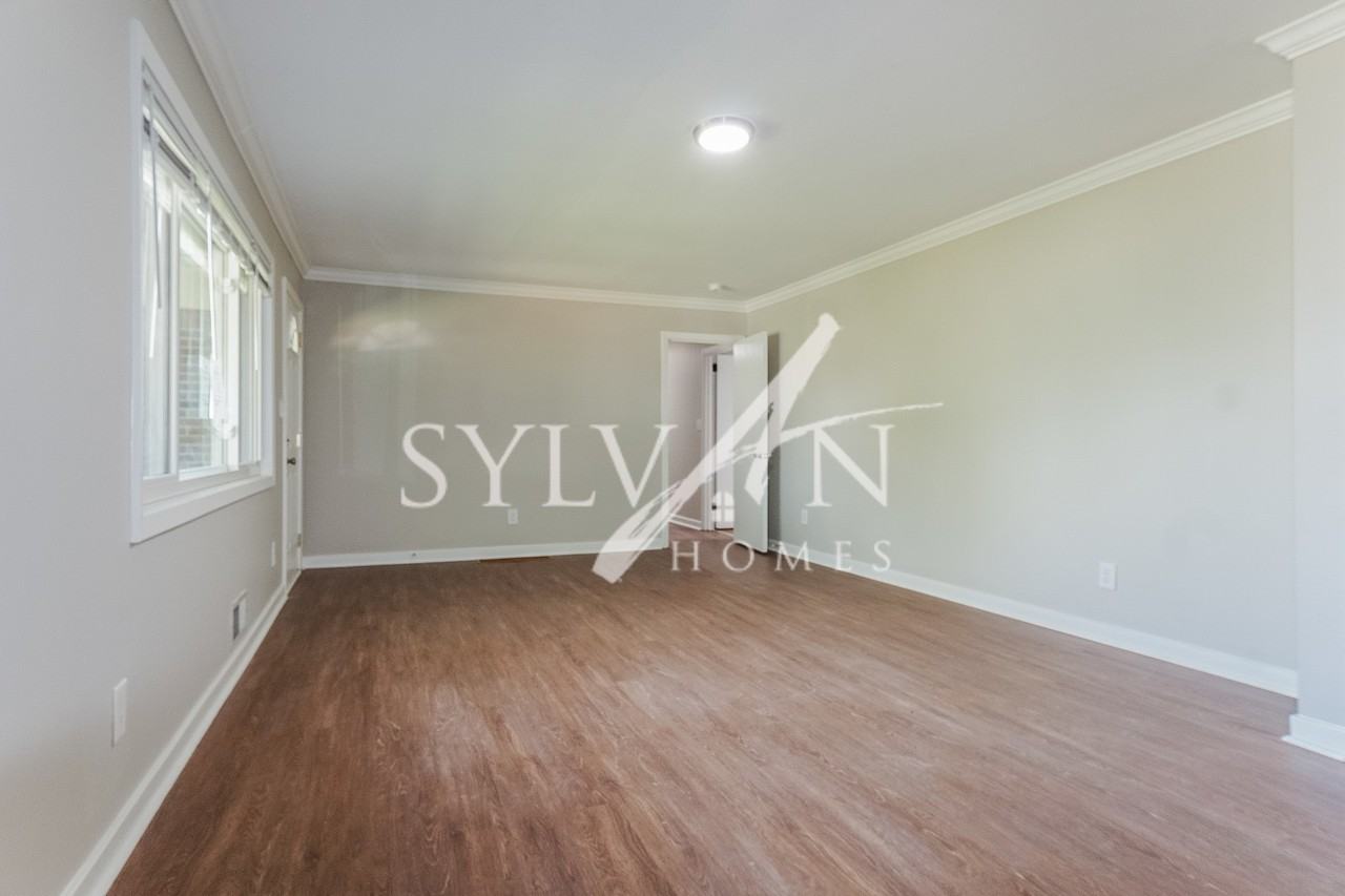 1420 Linda Vista Dr - Photo 3 of 14