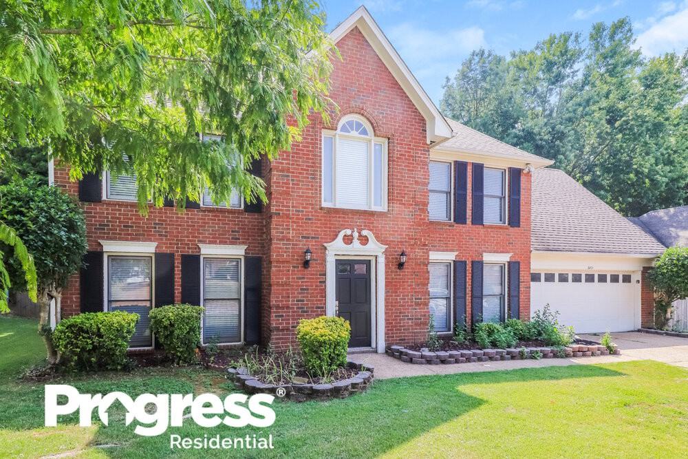 8821 Chimneyrock Blvd - Photo 3 of 17