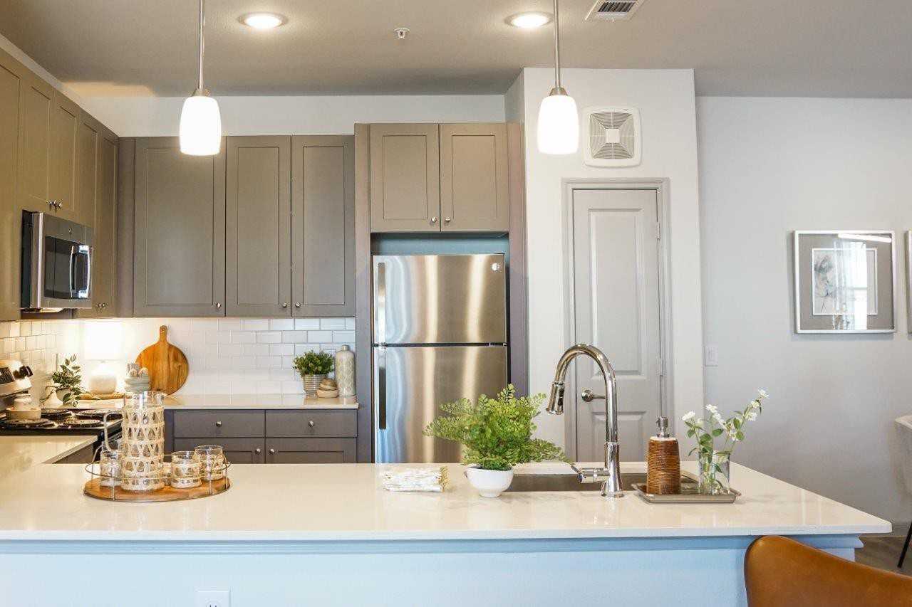 Emerson at Trace - Photo 2 of 17