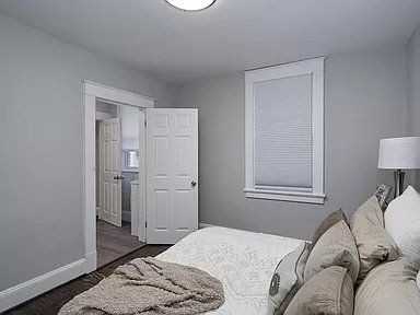 3211 Stockton St - Photo 3 of 14