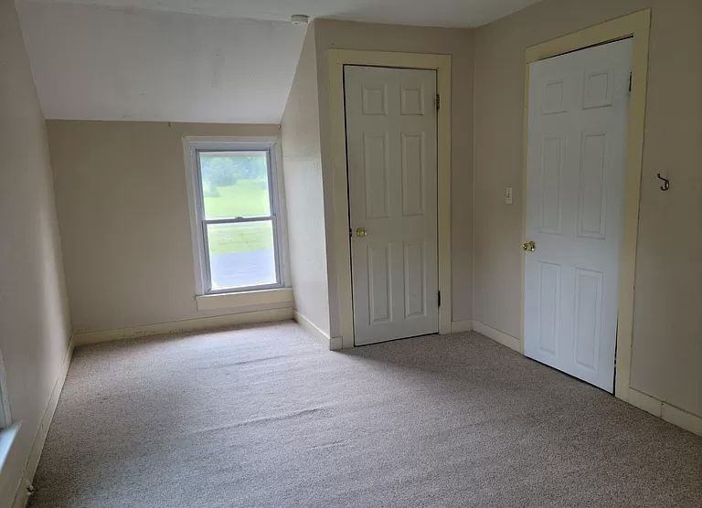 317 Palmer Ave - Photo 2 of 22