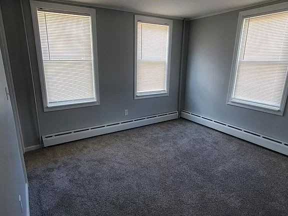 19 Grove St - Photo 2 of 7