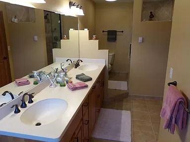 325 Steamboat Blvd - Photo 2 of 9