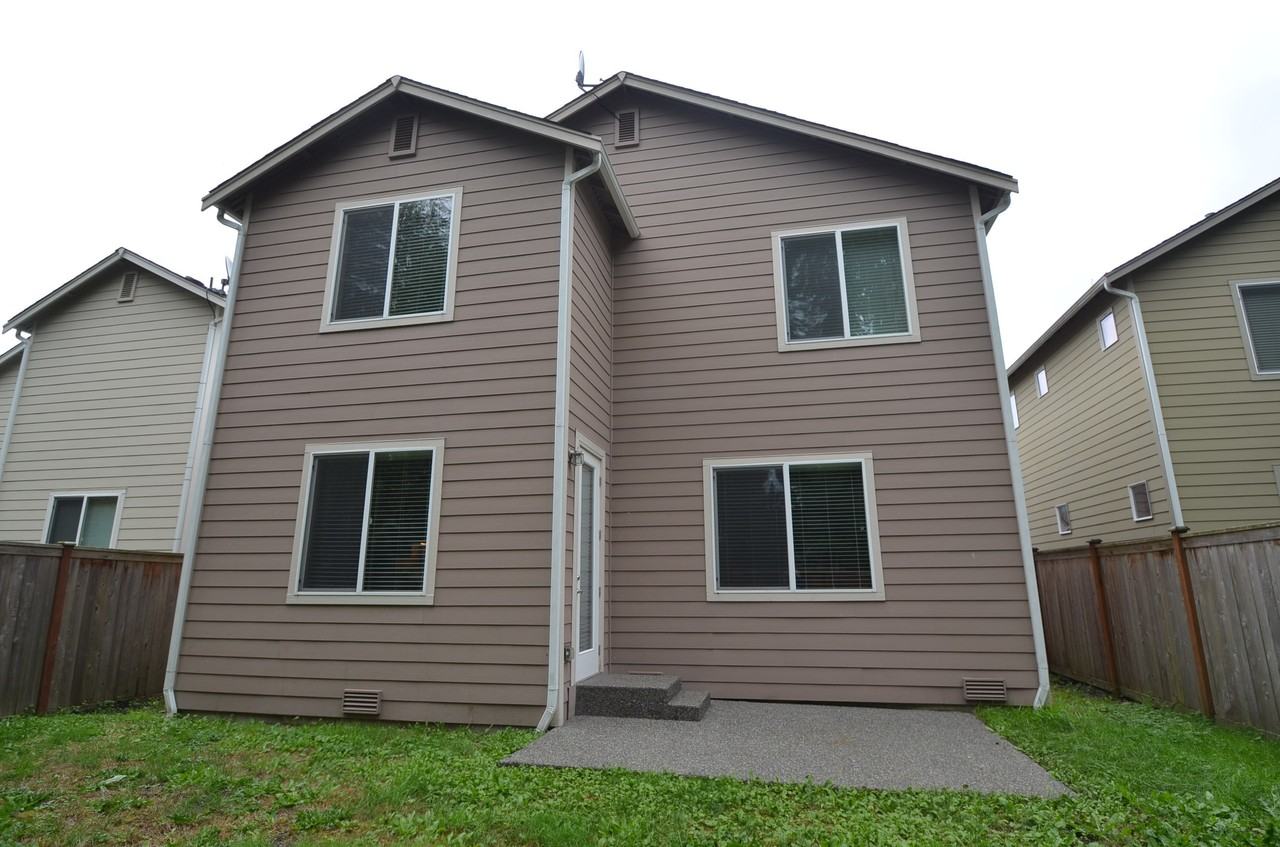 27805 242nd Pl SE - Photo 2 of 17