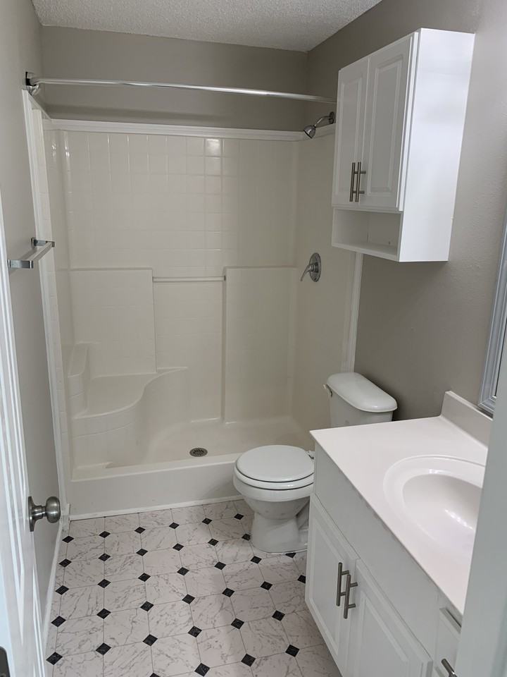 5834 7th St - Photo 3 of 11