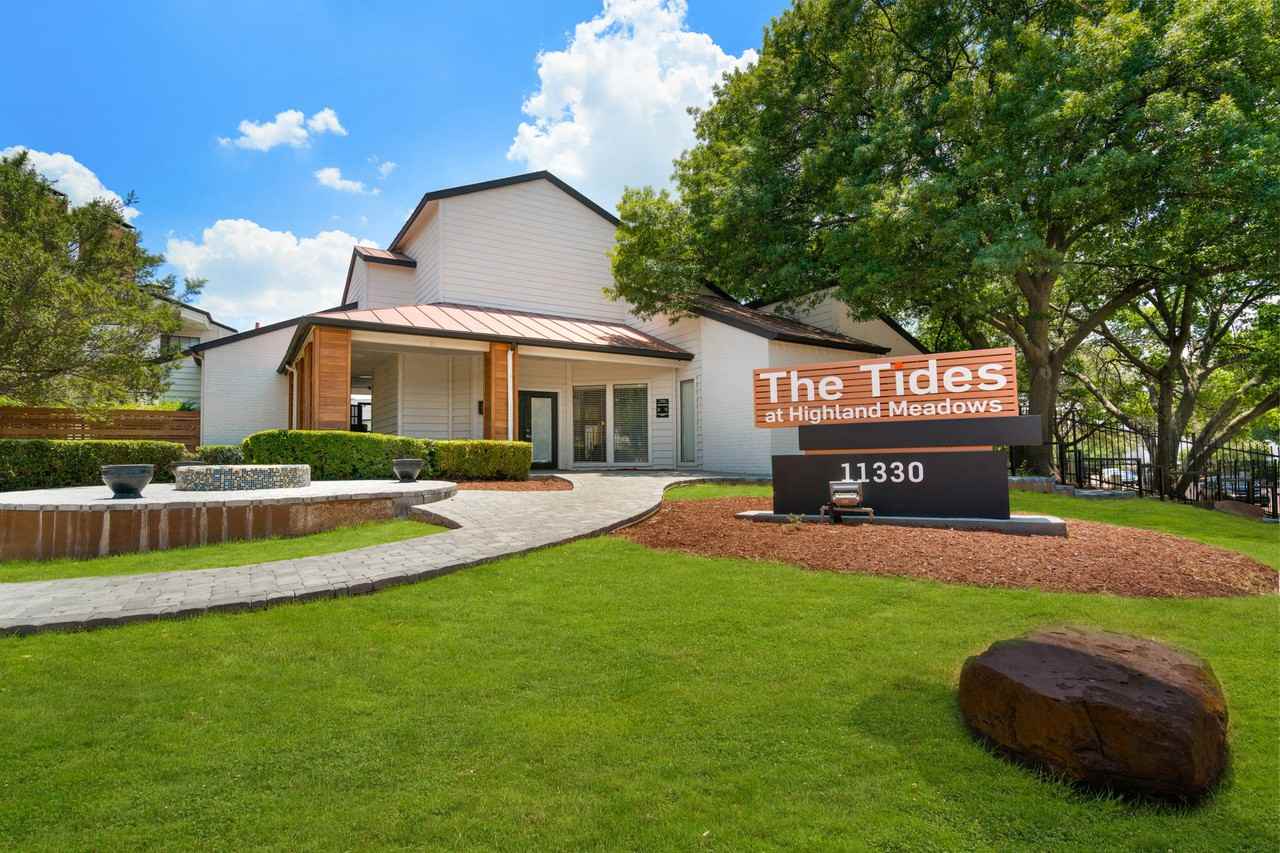 Tides at Highland Meadows Apartments - 11330 Amanda Ln, Dallas, TX