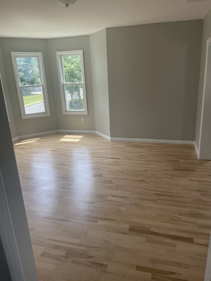 558 Plainfield St #2 - Photo 2 of 9