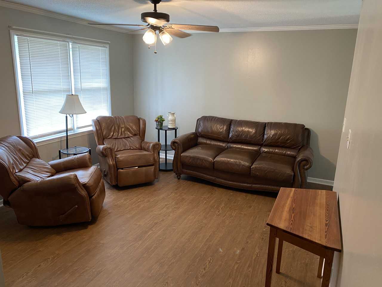 3370 3370 South Carolina 72 - Photo 3 of 12