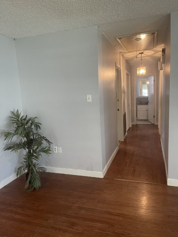 13323 Briargrove Ave - Photo 3 of 9