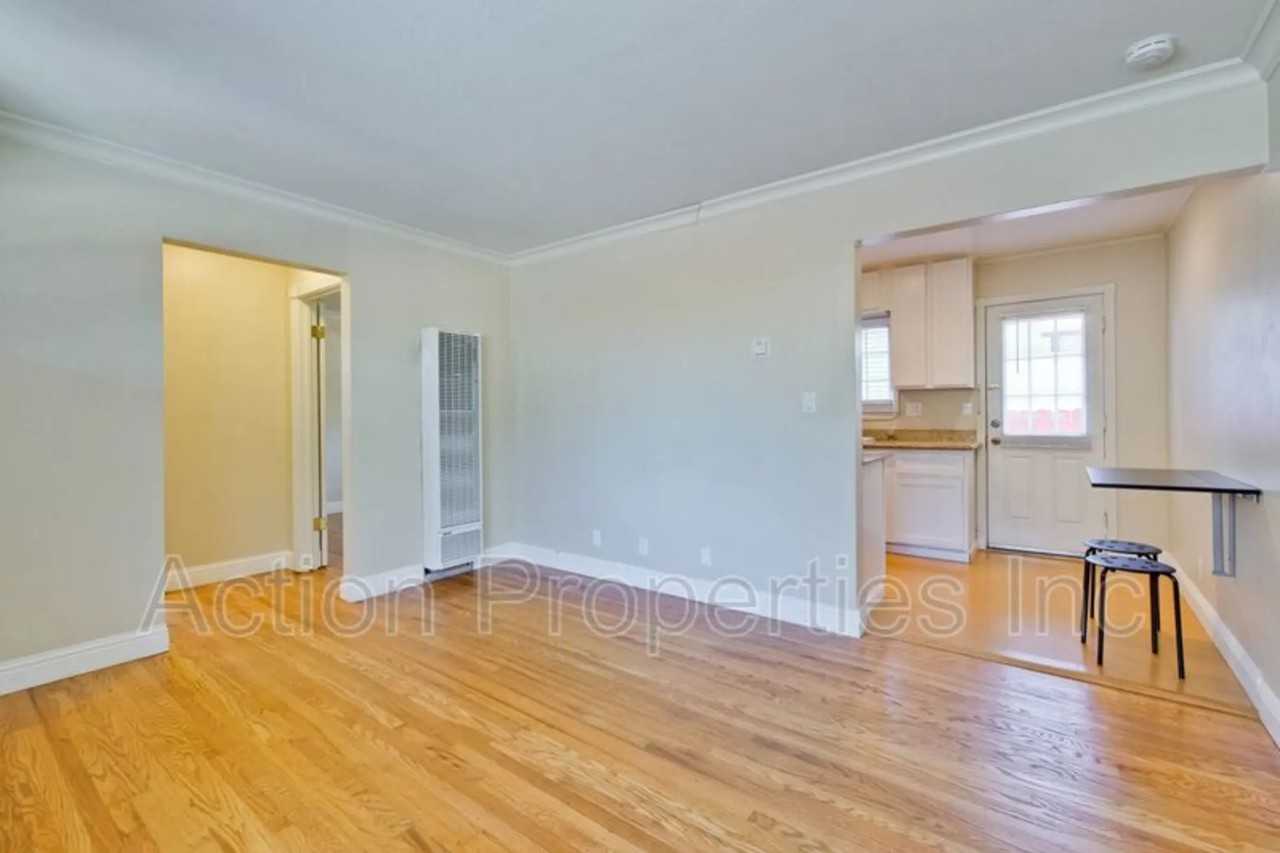 324 Central Ave - Photo 3 of 9