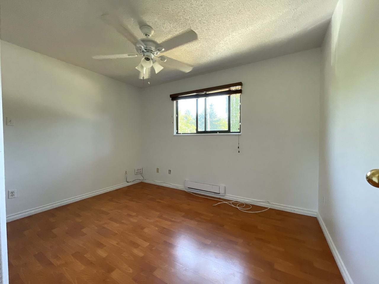 10619 141 Street - Photo 5 of 40