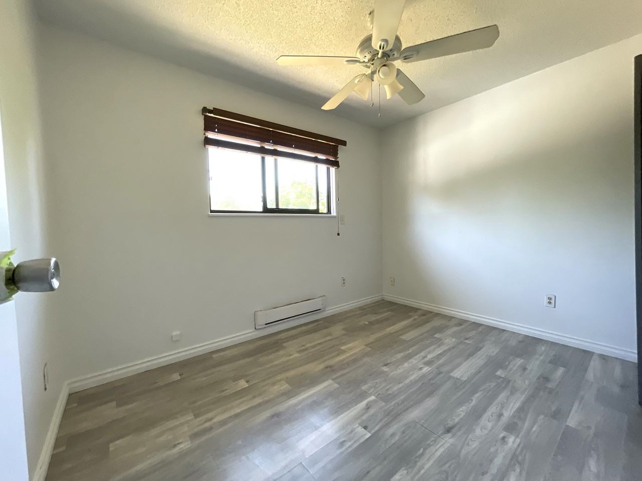 10619 141 Street - Photo 7 of 40