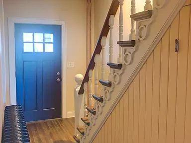 2147 S Kinnickinnic Ave - Photo 3 of 20