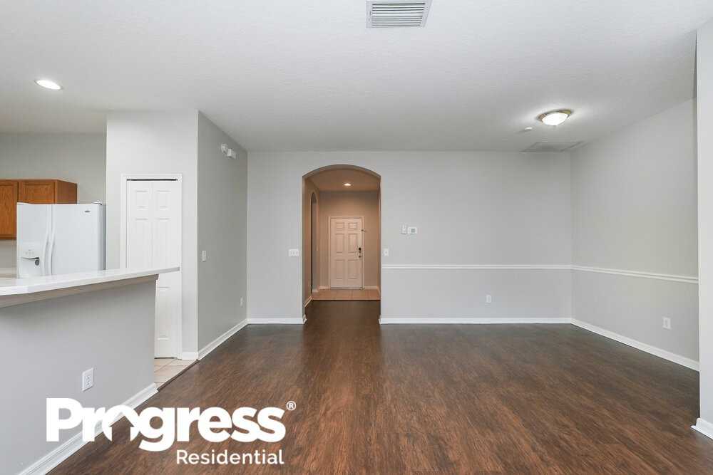 713 Star Pointe Dr - Photo 3 of 16