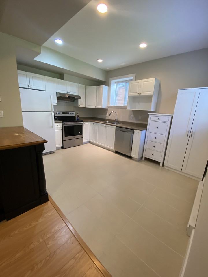 2876 McLaren Court - Photo 3 of 18