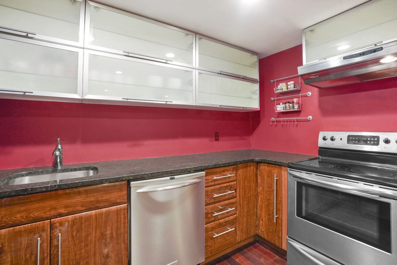 685 Massachusetts Avenue #1 - Photo 5 of 17