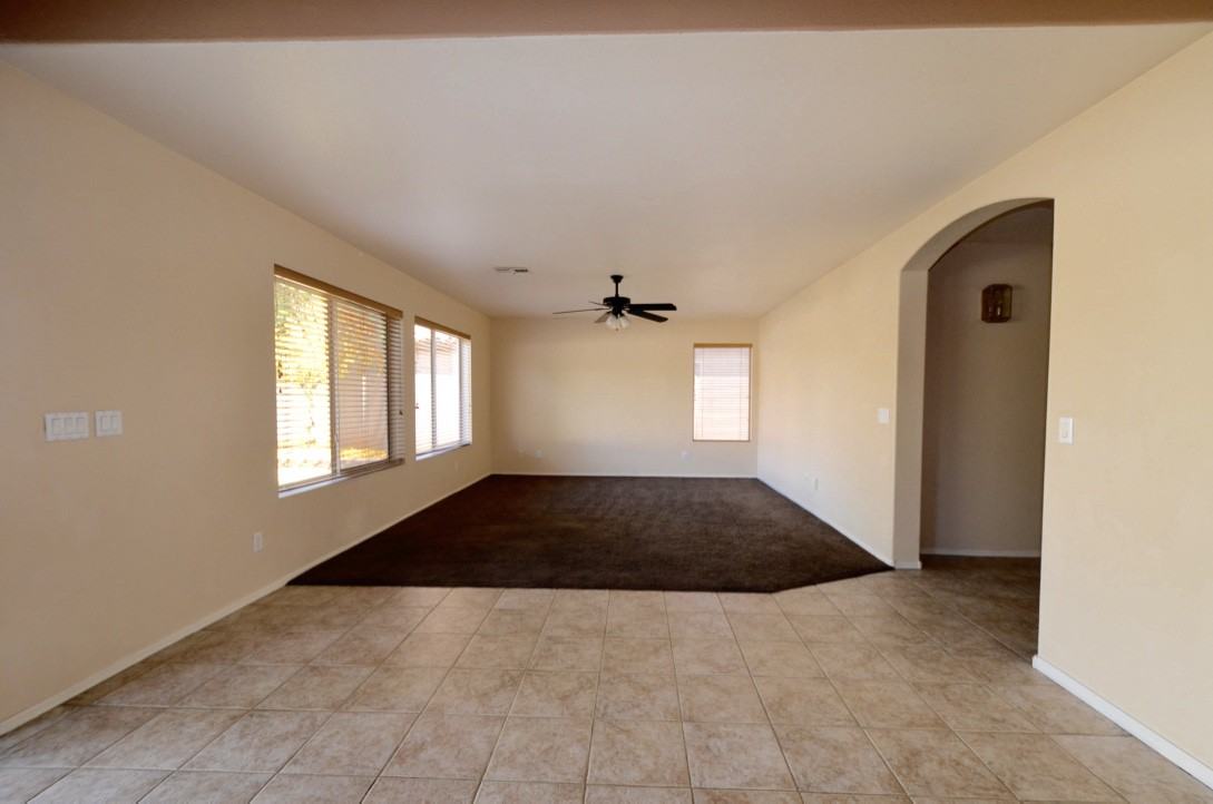 886 W Bruce Ave #1 - Photo 5 of 13