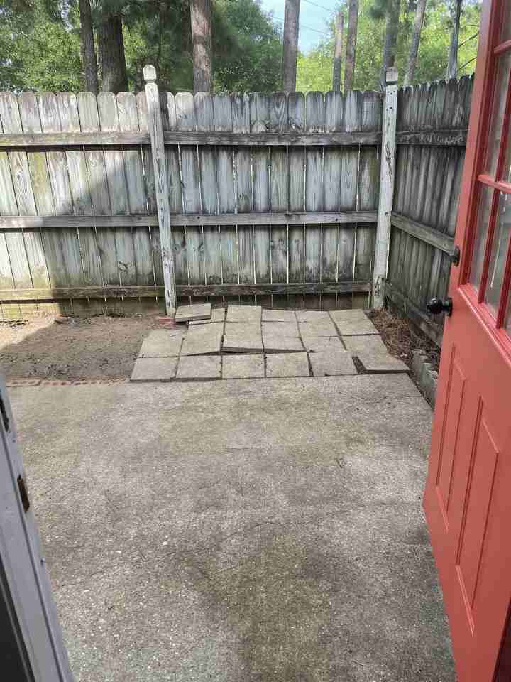 839 Harbor Bend Dr #1 - Photo 5 of 9