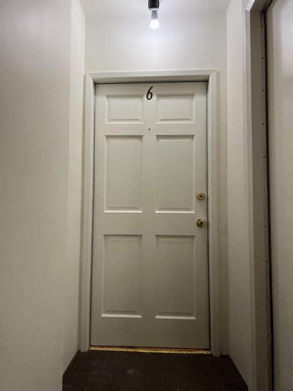 230 Lowell St Apt 6 - Photo 3 of 27