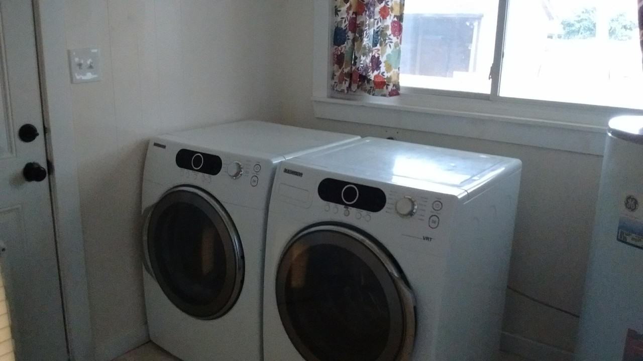 4821 N 30th St #1 - Photo 2 of 10