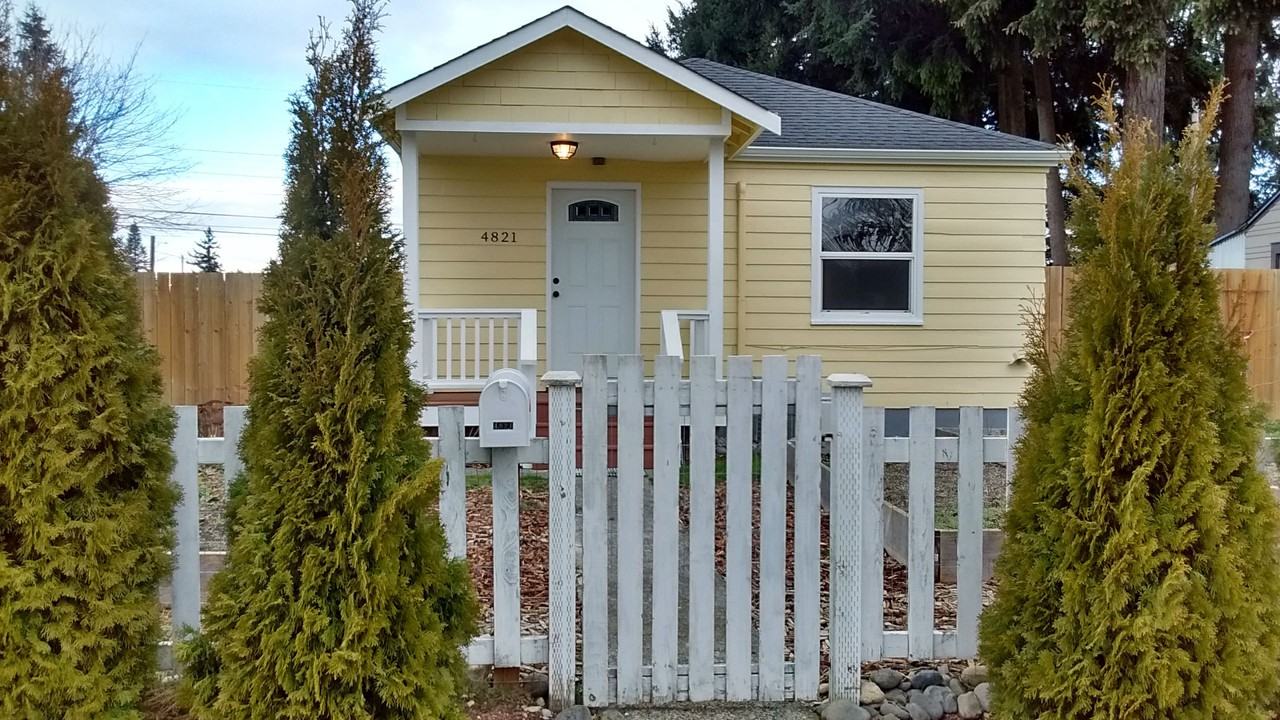 4821 N 30th St #1 - Photo 7 of 10
