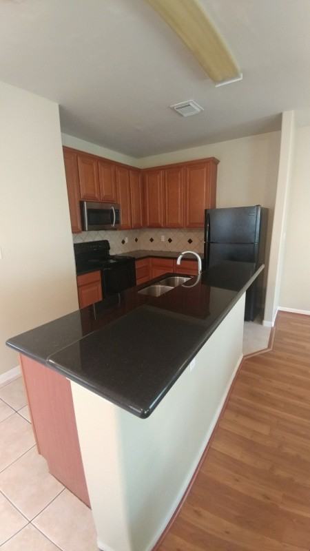 3512 Canfield St - Photo 6 of 18