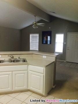 2602 Ling Cir - Photo 3 of 15
