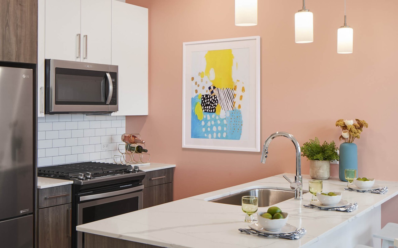 808 S Michigan Ave - Photo 7 of 23