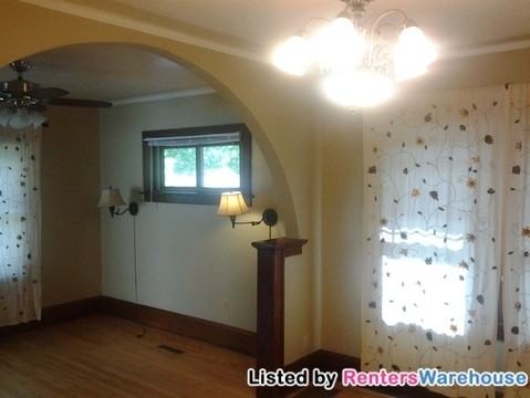 1578 Minnehaha Ave E - Photo 3 of 15