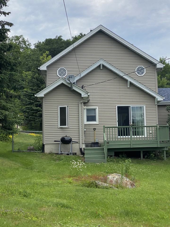 536 Park Street - Photo 4 of 34