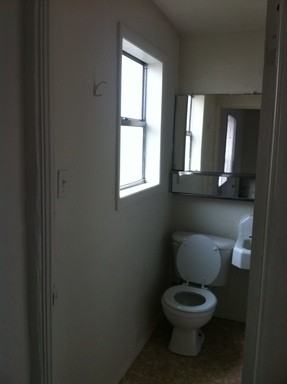 2153 California St - Photo 2 of 4