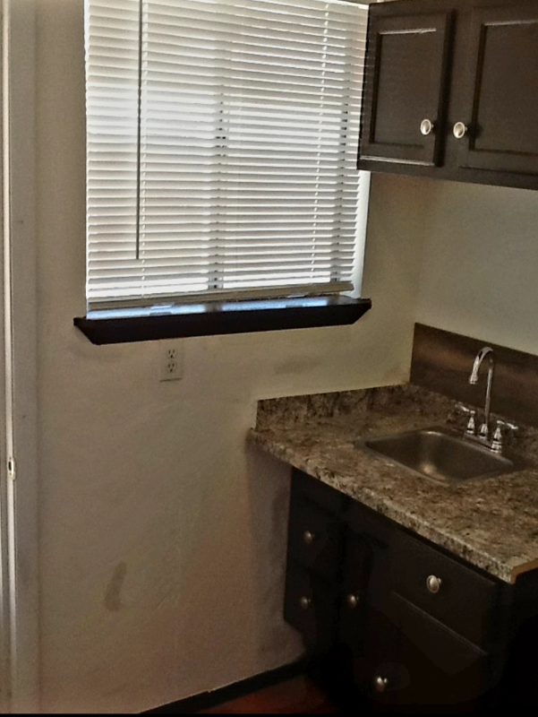 10116 Chezelle Dr - Photo 2 of 8