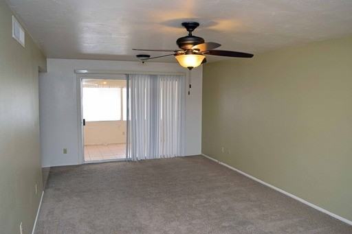 940 S Saranac Ave - Photo 3 of 27