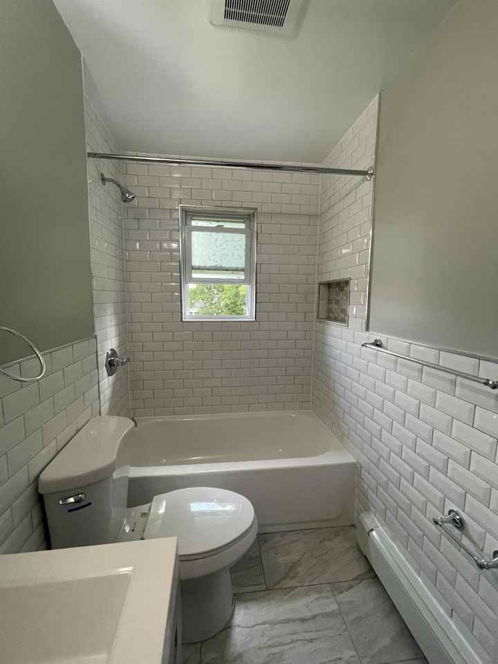 11A Hemlock Dr #8 - Photo 3 of 7