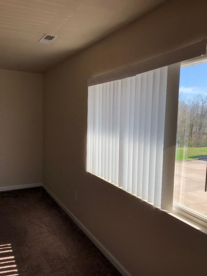 301 N Greenbriar Rd Apt 2 #2 - Photo 4 of 15