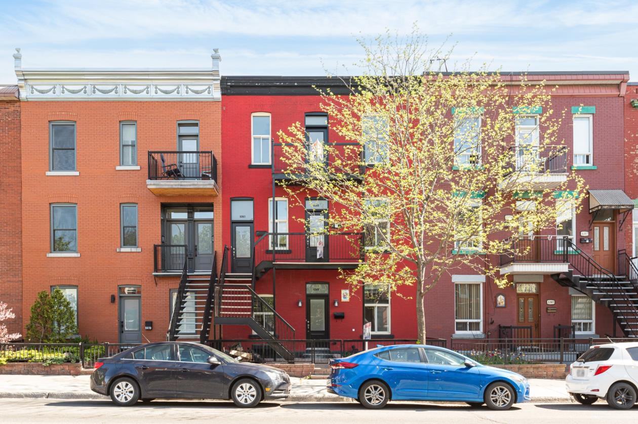 5367 Rue SaintUrbain, Montréal, QC H2T 2W8 3 Bedroom Apartment for