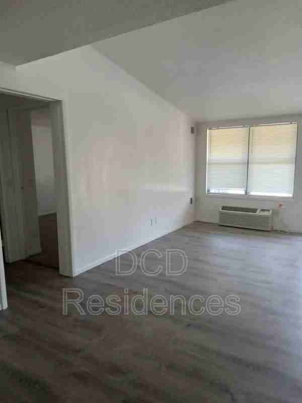 11414 Cockle Dr #75 - Photo 7 of 10