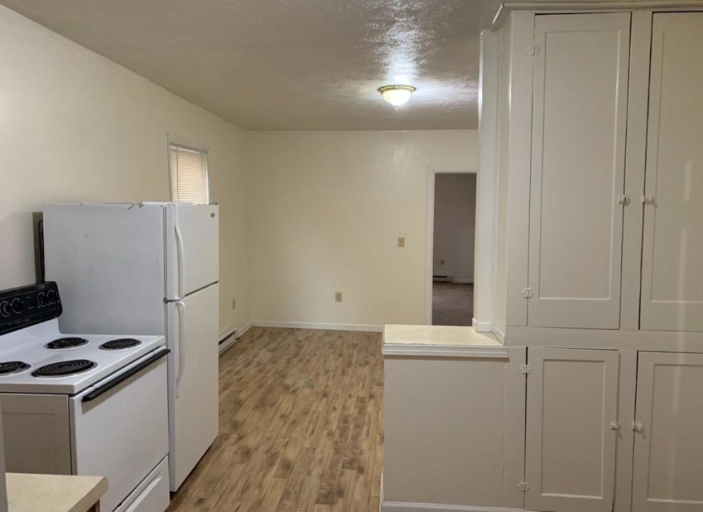 728 Beaver Ave - Photo 3 of 15