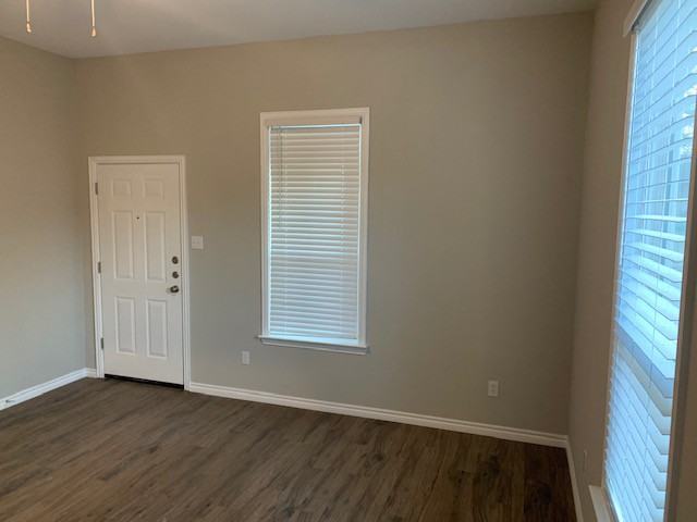823 W Day St #823 - Photo 6 of 21