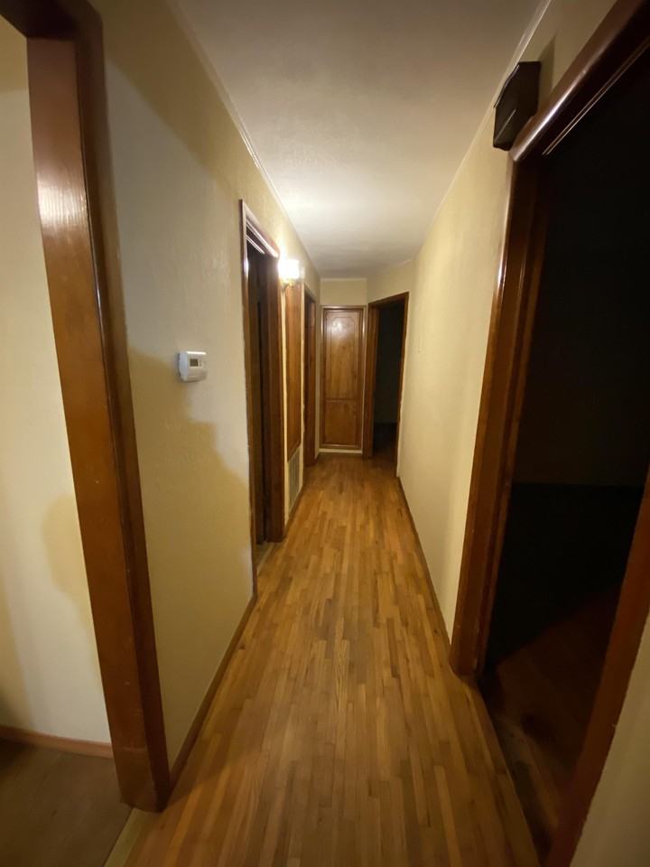 1408 H St #1 - Photo 7 of 18