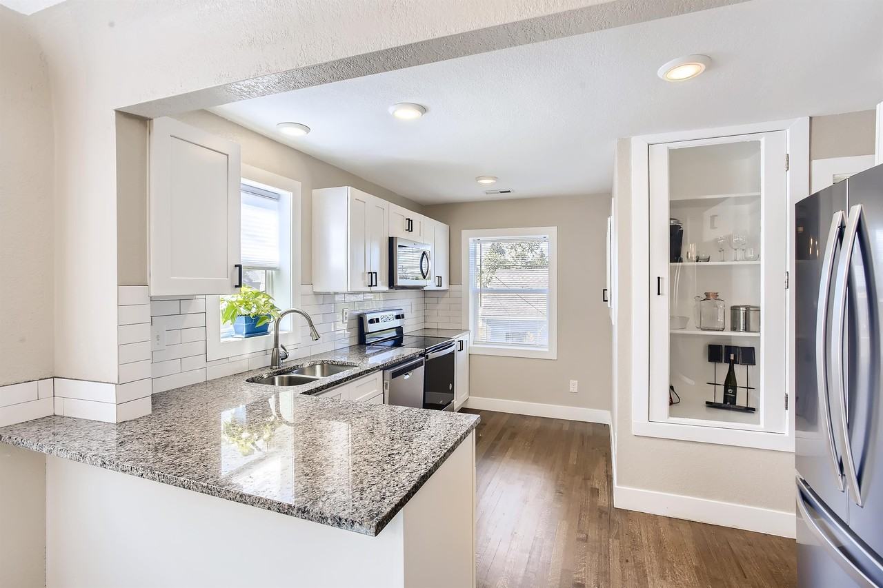 3457 N Steele St #1 - Photo 7 of 17