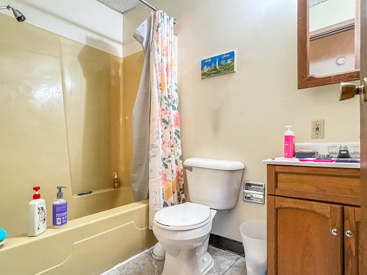 913 W Ridge St #2 - Photo 3 of 6