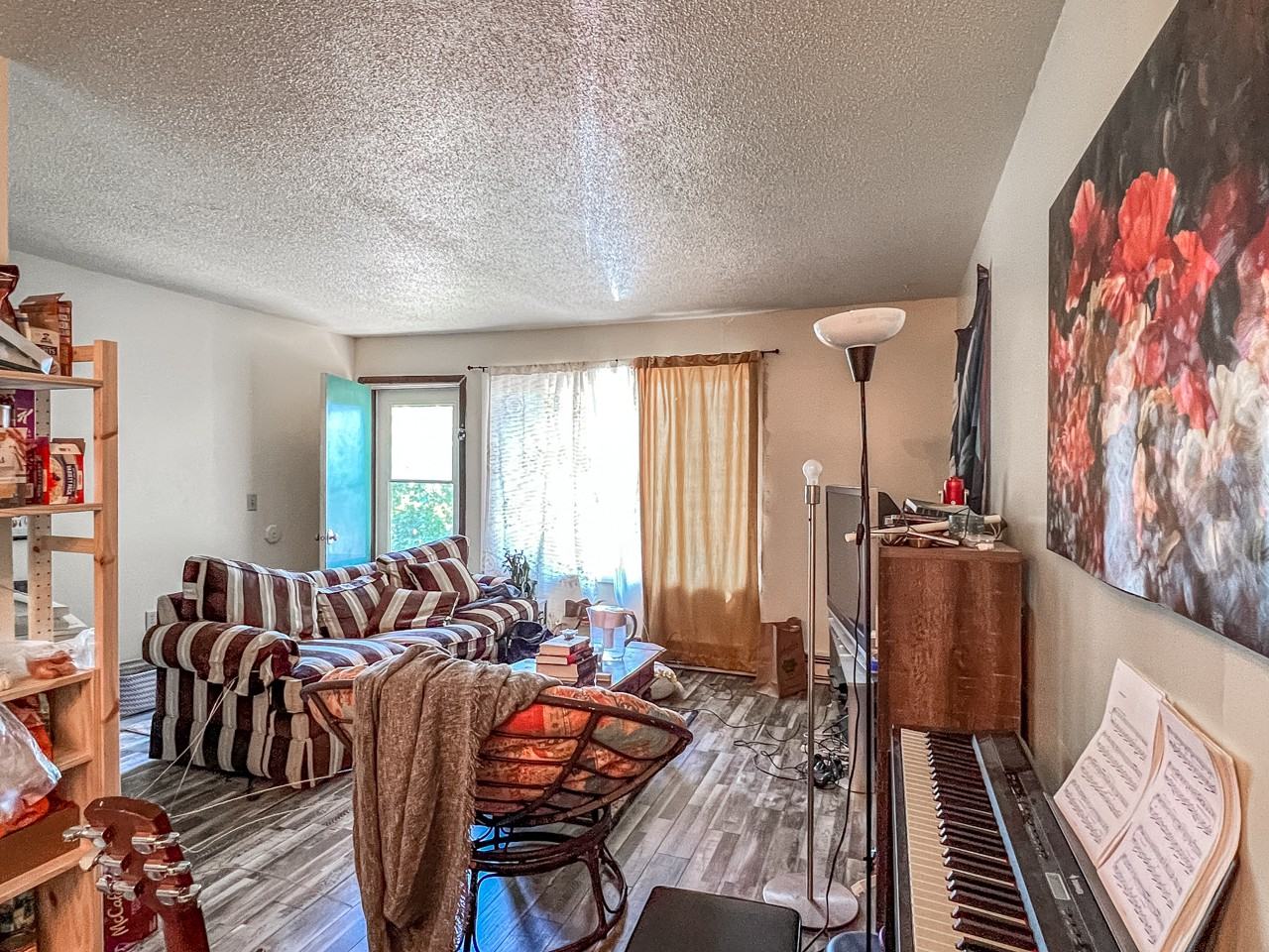 913 W Ridge St #2 - Photo 4 of 6