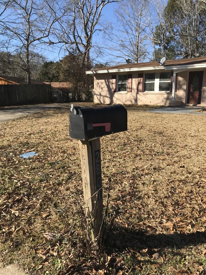 2801 Woodlawn Ave #2801 - Photo 5 of 5