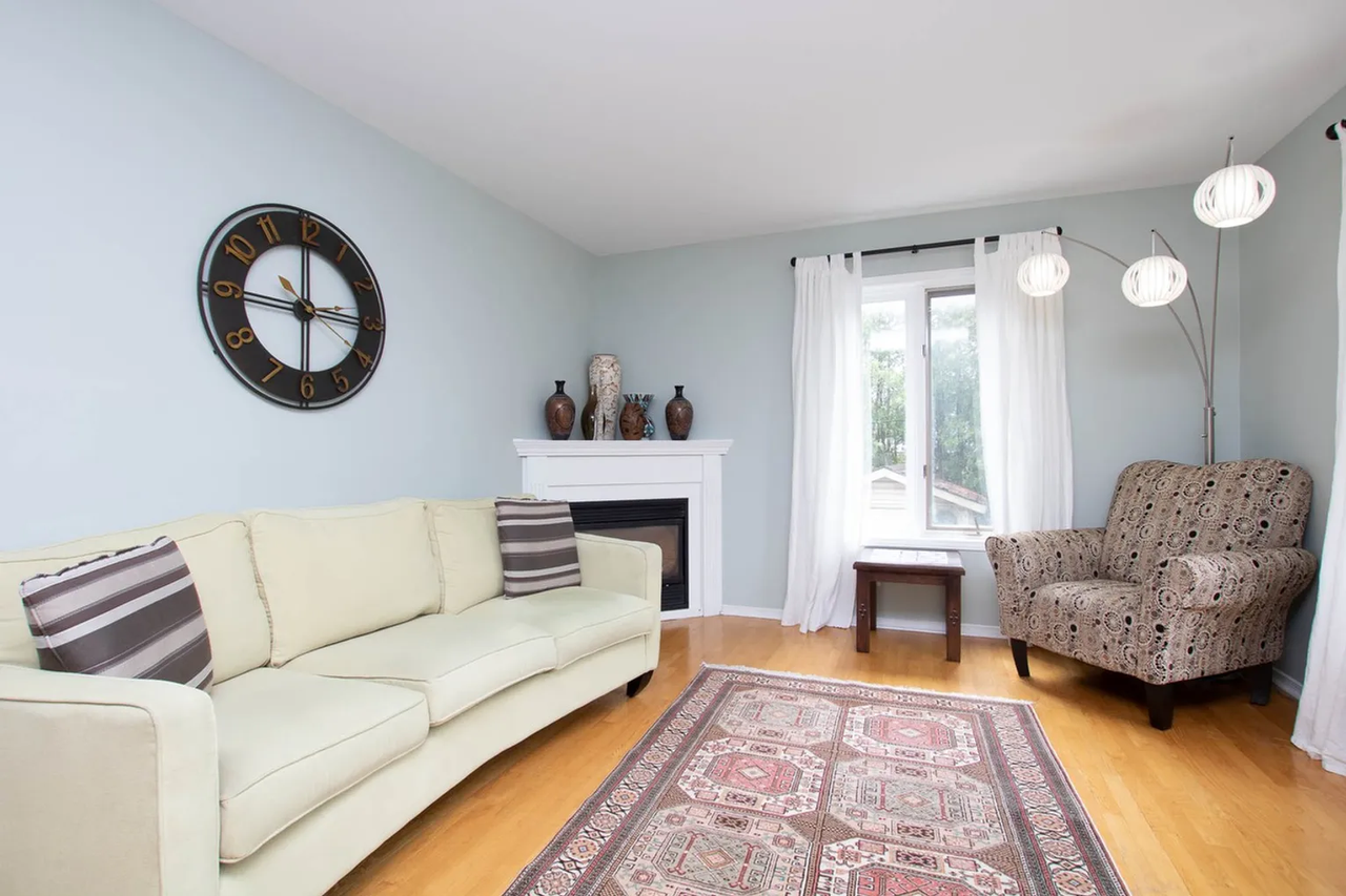 468 Donald Street - Photo 3 of 10