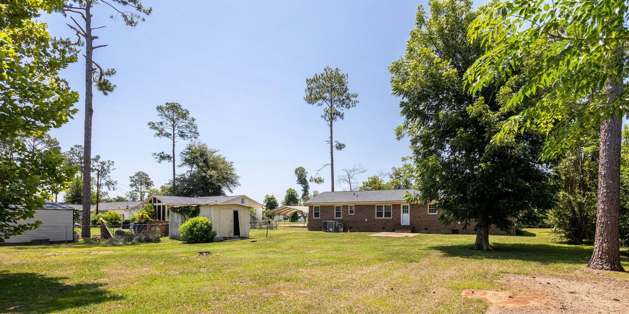 407 Holly Dr #1 - Photo 4 of 18