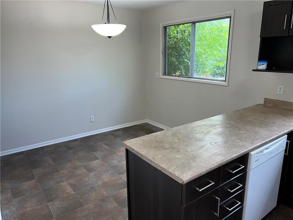 39 Wickham Road - Photo 2 of 8