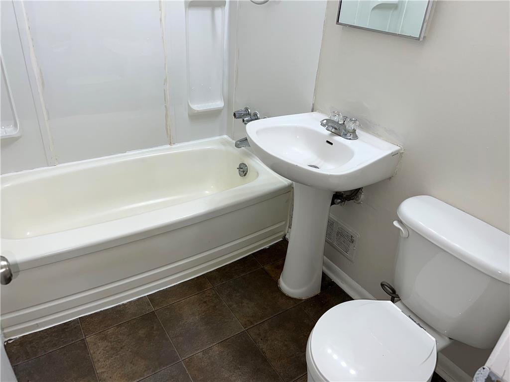 39 Wickham Road - Photo 6 of 8